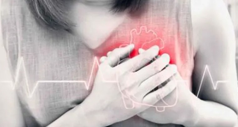 ప్లాస్టిక్ కప్పుల్లో తాగే వారికి అలర్ట్..!
