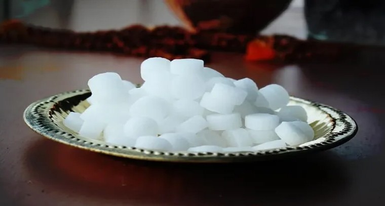 కర్పూరం ప్రాముఖ్యత మీకు తెలుసా.?