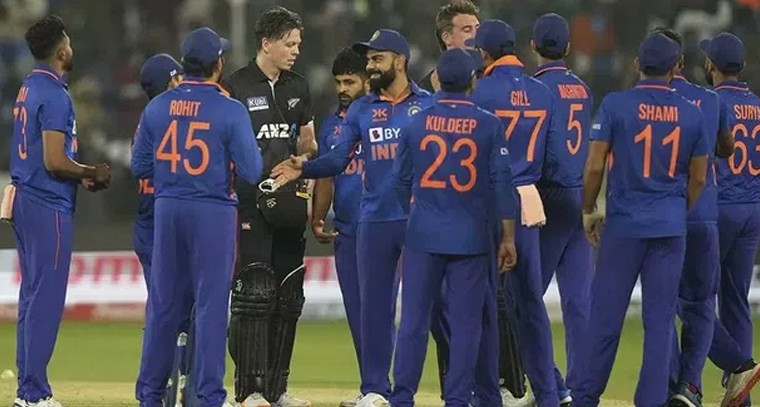 రేపే రెండో వన్డే.. టీమిండియాలో మార్పులు?
