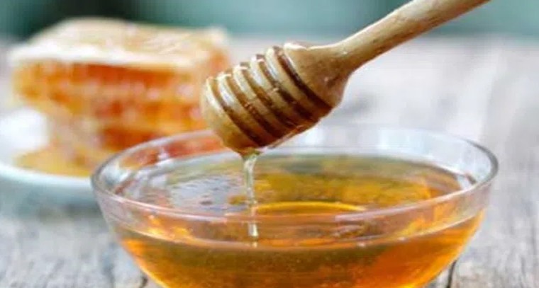 తేనెతో వీటిని తీసుకోవద్దు
