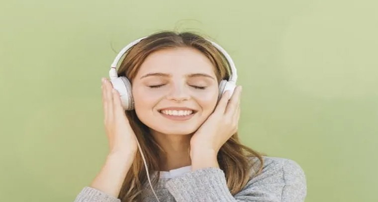 ఉదయాన్నే సంగీతం వింటే ఇన్ని ప్రయోజనాలా.?
