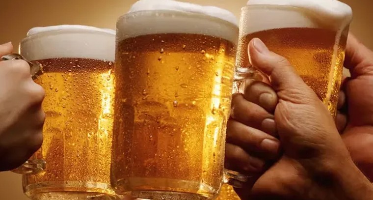 వేసవిలో ఈ జాగ్రత్తలతో డీహైడ్రేషన్ సమస్యకు చెక్