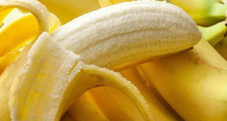 రాత్రిపూట అరటిపండు తింటున్నారా?
