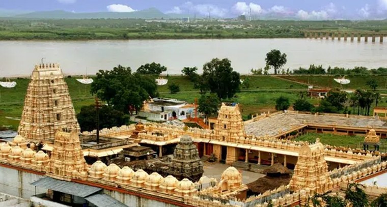 ముక్కోటి టికెట్ల విక్రయం ప్రారంభం
