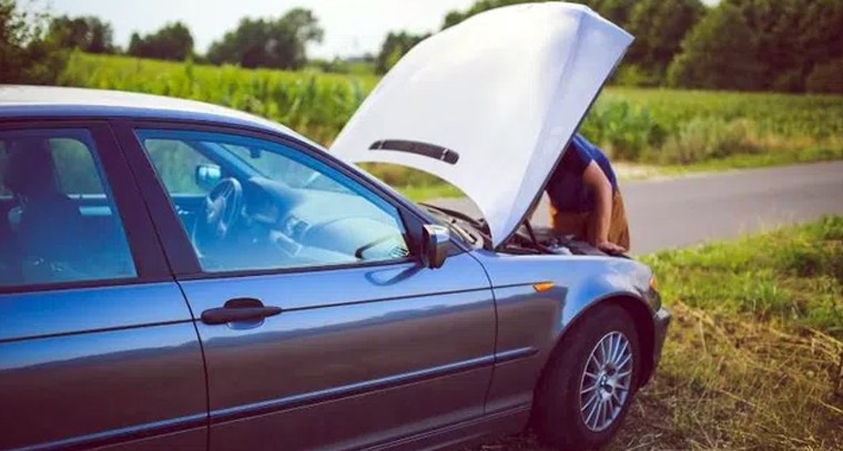 కారు అకస్మాత్తుగా ఆగిపోతే ఏం చేయాలి?

