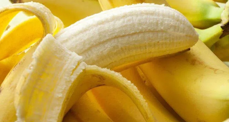 రాత్రిపూట అరటిపండు తింటున్నారా?
