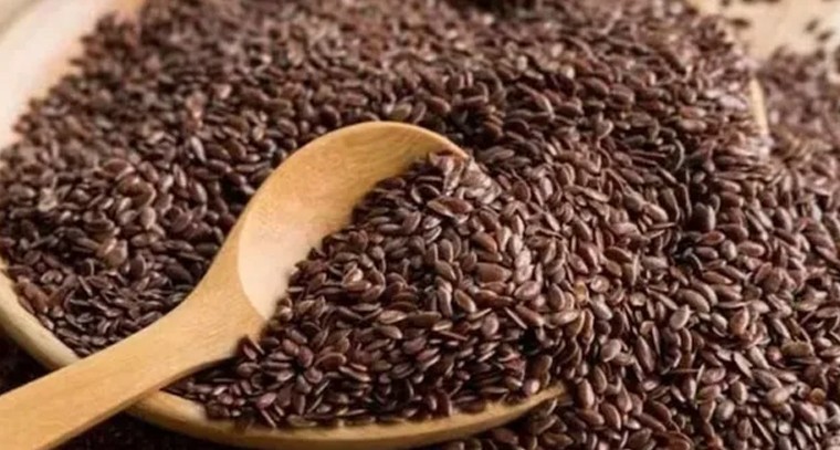 బలమైన, పొడవైన జట్టు కోసం ఈ గింజలు తినండి!
