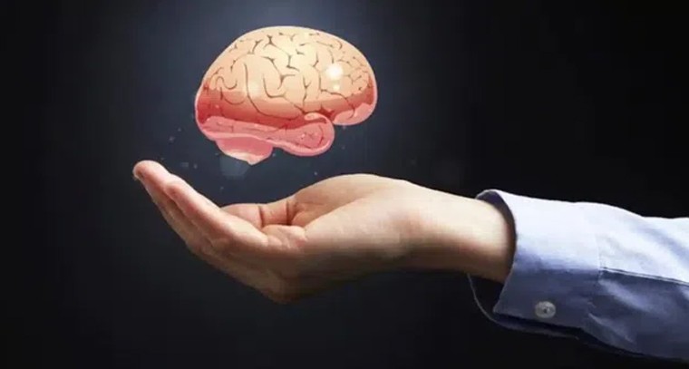 ఈ చిట్కాలు పాటించి బ్రెయిన్ షార్ప్ చేసుకోండి
