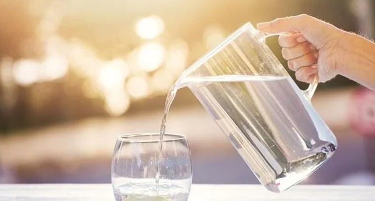 నీరు ఎక్కువగా తాగుతున్నారా?