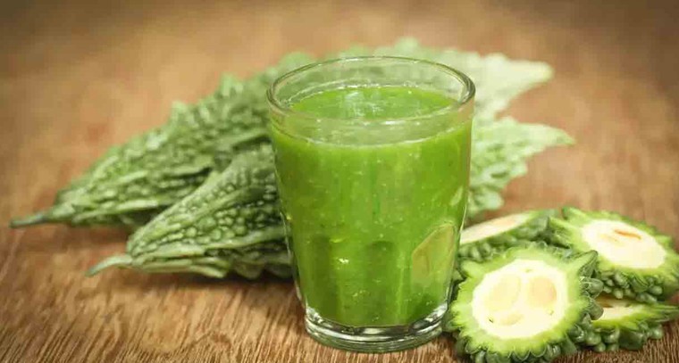 కాకర రసంతో ఆ సమస్యకు చెక్
