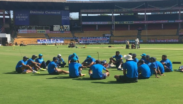 సెలవులు పొడిగిస్తూ ఏపీ సర్కార్ నిర్ణయం
