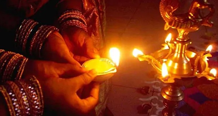 దీపరాధనలో ఈ నియమం తప్పనిసరి
