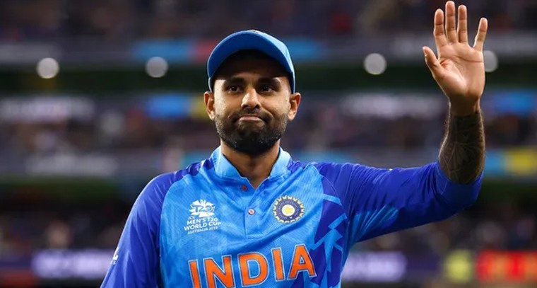 అరుదైన ఘనతకు చేరువలో సూర్యకుమార్‌ యాదవ్
