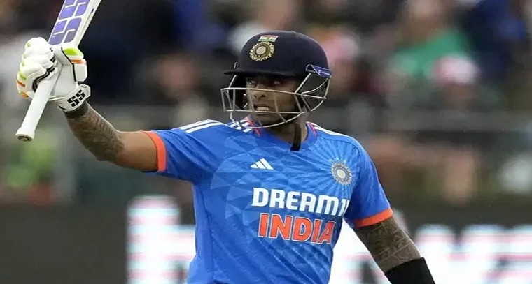 సూర్యకుమార్ ఖాతాలో మరో రికార్డు

