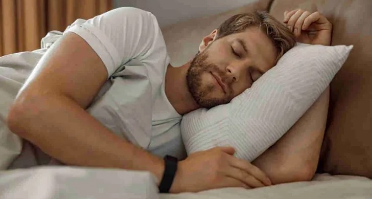 నిద్రించే సమయంలో ఈ లక్షణాలు ఉంటే జాగ్రత్త