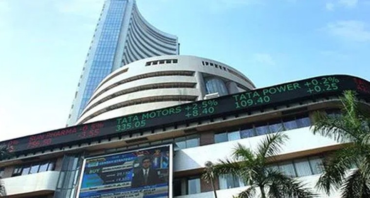 లాభాల్లో ప్రారంభమైన స్టాక్ మార్కెట్లు
