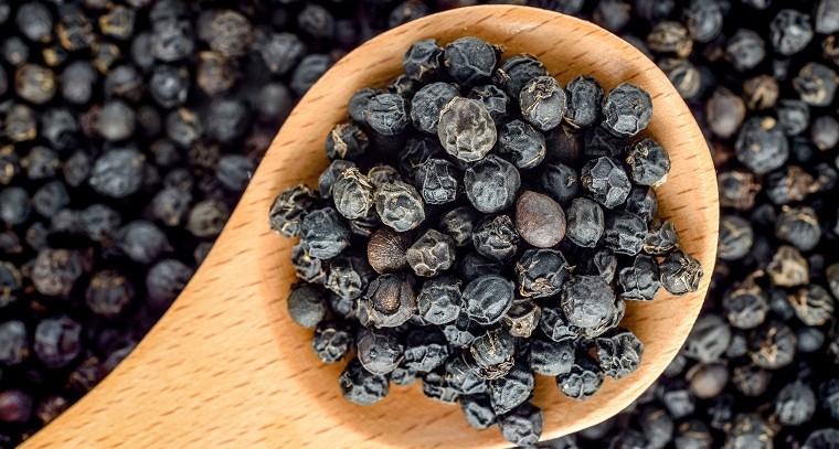 మిరియాలతో అధిక బరువును తగ్గించుకోండిలా
