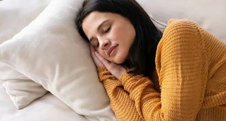 రాత్రిపూట సరిగా నిద్ర పట్టడం లేదా? ఇలా చేయండి
