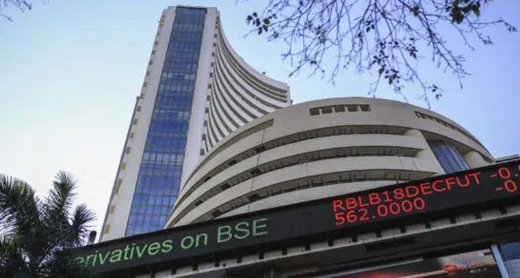 నష్టాల్లో ప్రారంభమైన స్టాక్ మార్కెట్లు
