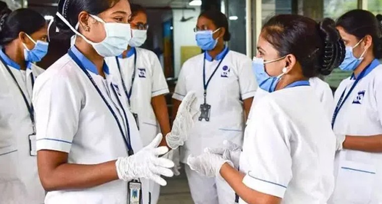 లాభాల్లో స్టాక్ మార్కెట్లు
