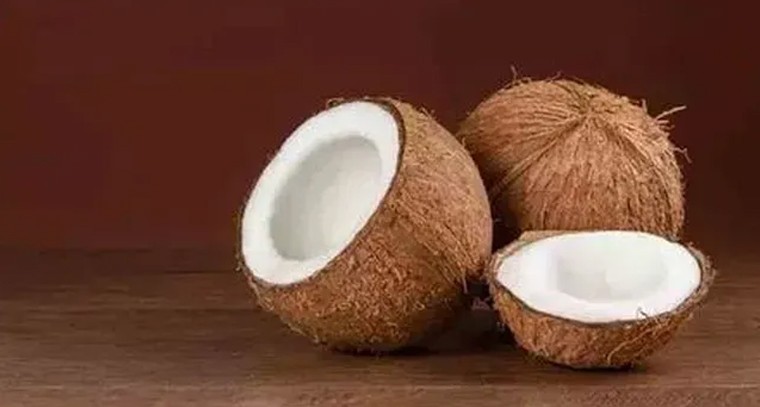 పచ్చికొబ్బరి తినడం వల్ల ప్రయోజనాలు ఇవే !
