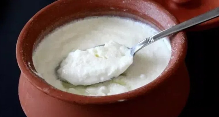 రాత్రి పూట పెరుగు తింటున్నారా? ఇవి గమనించండి
