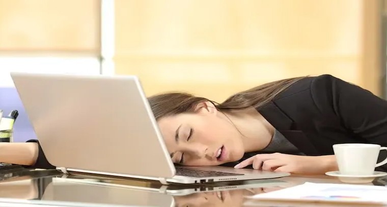 అతిగా నిద్రపోతున్నారా? అయితే డేంజరే!
