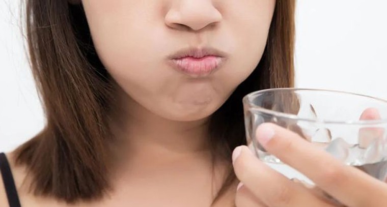 ఉప్పు నీటితో పుక్కిలిస్తే అద్భుత ప్రయోజనాలు
