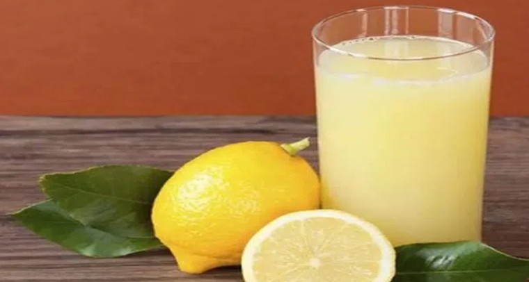 అతిగా లెమన్ వాటర్ తాగుతున్నారా.?
