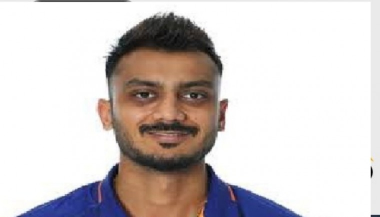 అద్భుతంగా ఆడి... రికార్డు నిలిపిన అక్షర్