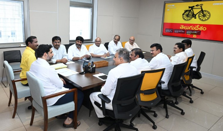 టీడీపీ జోనల్ కోఆర్డినేటర్లతో నారా లోకేశ్ కీలక సమావేశం