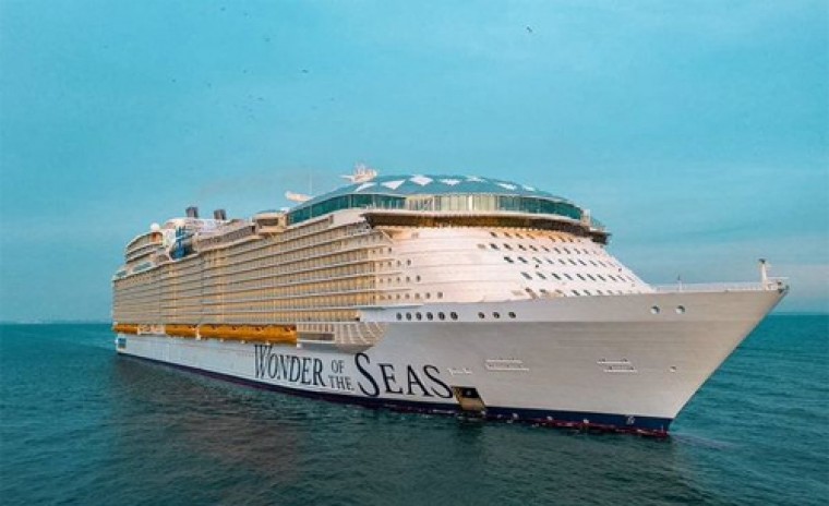 టైటానిక్ ను తలదన్నేలా మరో భారీ నౌక నిర్మాణం