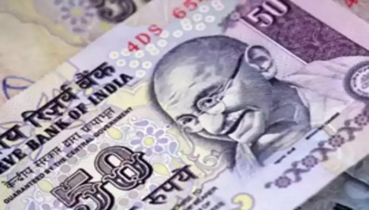 ఆకర్షిస్తున్న డీసీబీ బ్యాంక్‌లో వడ్డీరేట్లు