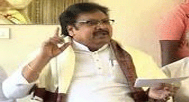 సీఐడీ వద్ద ఎలాంటి ఆధారాలు లేవు....వర్ల రామయ్య

