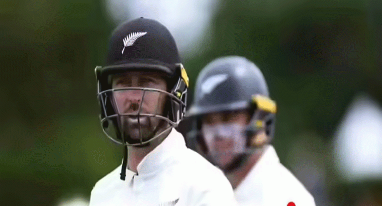 ఒకే మ్యాచ్‌లో డబుల్ సెంచరీ,.. ఆ ఘనత సాధించిన మొట్టమొదటి ప్లేయర్‌గా