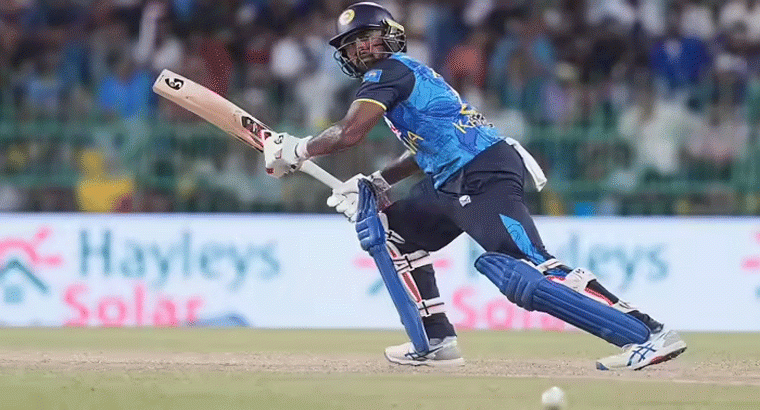 లంక పరువు కాపాడిన సన్‌రైజర్స్ ప్లేయర్