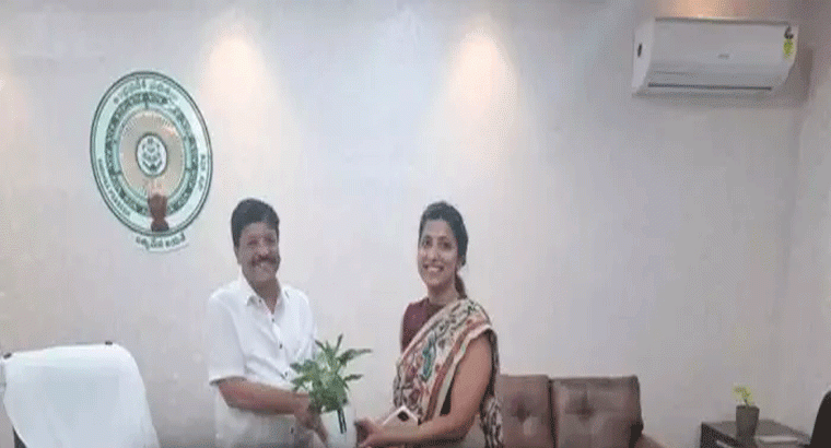 పోస్టాఫీసులో డిపాజిట్ చేస్తున్నారా? ఈ పథకాలకు ట్యాక్స్ పడుద్ది చూసుకోండి మరి