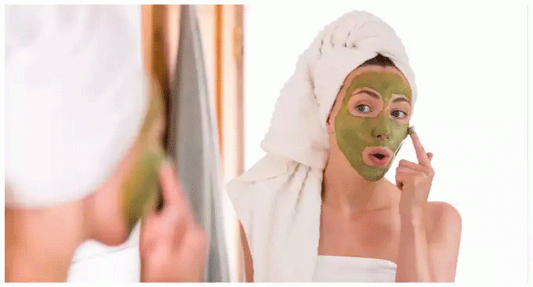 ముఖంపై ముడతలతో చిన్నవయసులోనే పెద్దవారిలా కనిపిస్తున్నారా.. వారానికోసారి ఈ ప్యాక్ వేస్తే సరి