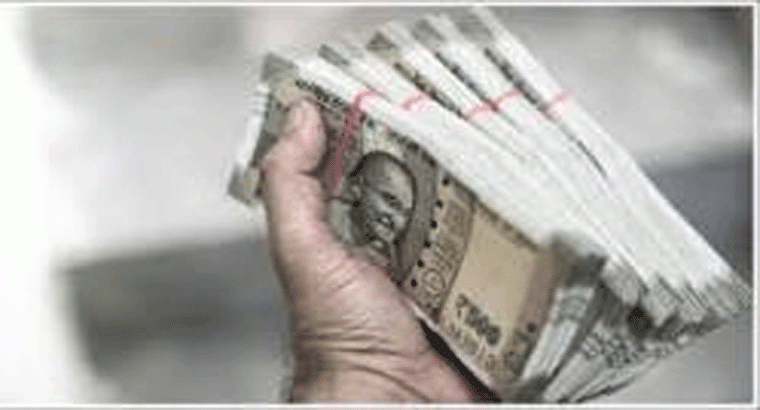 ఏడాదిలో 20 శాతానికిపైగా నష్టపోయిన పథకాలు