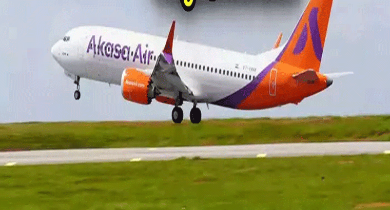  రూ. 1599 కే విమాన ప్రయాణం.. న్యూ ఇయర్ సేల్ కొద్ది రోజులే.. ఆకాశ ఎయిర్ బంపరాఫర్