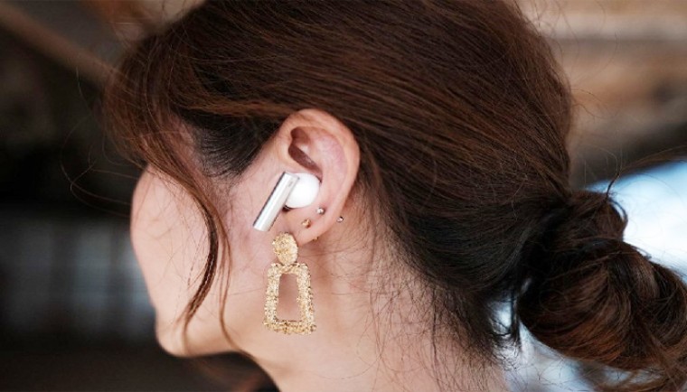 టీడబ్ల్యూఎస్ ఇయర్ బడ్స్ వైపు మొగ్గుచూపుతున్న కస్టమర్లు