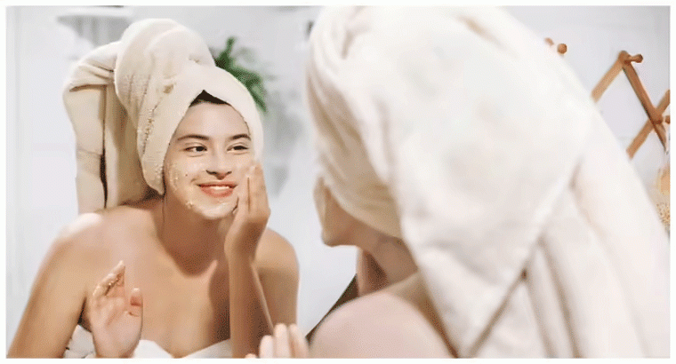 మేకప్ లేకుండానే మెరిసిపోయేందుకు ఏం చేయాలి