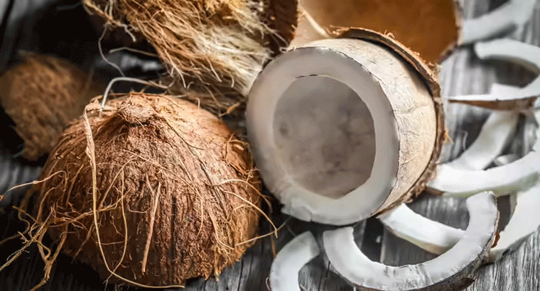 వీళ్లు ఎండు కొబ్బరికి దూరంగా ఉంటేనే మేలు