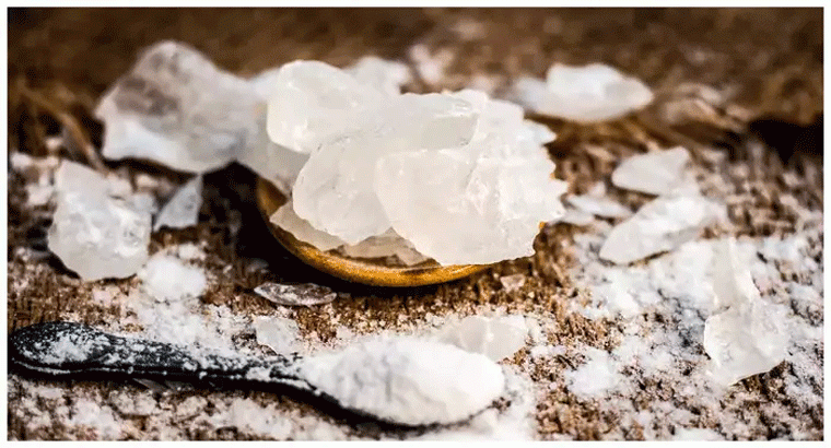 పటికతో చర్మం, జుట్టు సమస్యల్ని దూరం