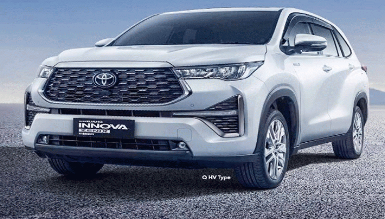 ఇన్నోవాలో కొత్త వెర్షన్ ను తీసుకువచ్చేందుకు టయోటా సన్నాహాలు