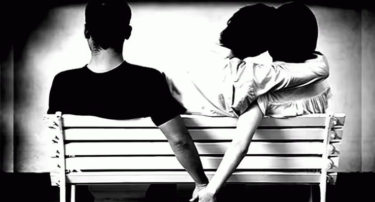 విశాఖపట్నంలో యువతి కోసం గొడవ,,,కత్తితో దాడికి యత్నం