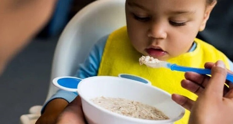 ఆరోగ్యకరమైన బాల్యం.. ఏడాది దాటిన పిల్లలకు సరైన పోషకాహారం ముఖ్యం!

