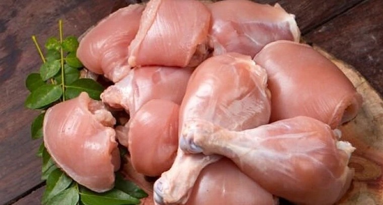 తెలుగు రాష్ట్రాల మార్కెట్‌లో చికెన్ ధరలు.. ప్రాంతాల మధ్య స్వల్ప వ్యత్యాసాలు!

