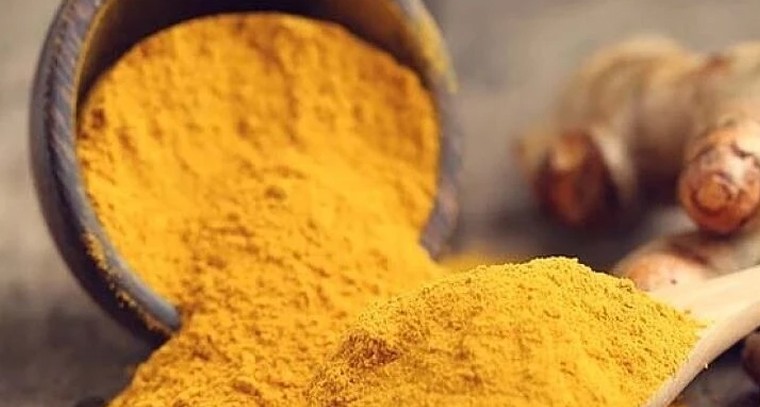 నాణ్యమైన పసుపును గుర్తించండి! ఇంట్లో సులభంగా టెస్ట్ చేసే చిట్కాలు

