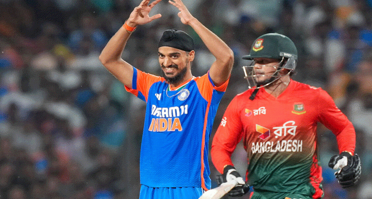 టీమిండియా బౌలర్ అర్ష్‌దీప్‌పై ఐసీసీ చర్య